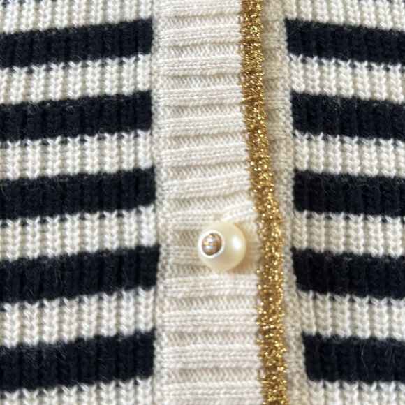 Gucci Sweater with GG logo pearl buttons
PRICE IS FIRM - Picture 9 of 10